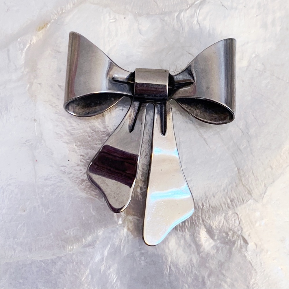 Vintage Silver Tone Bow Brooch 2”